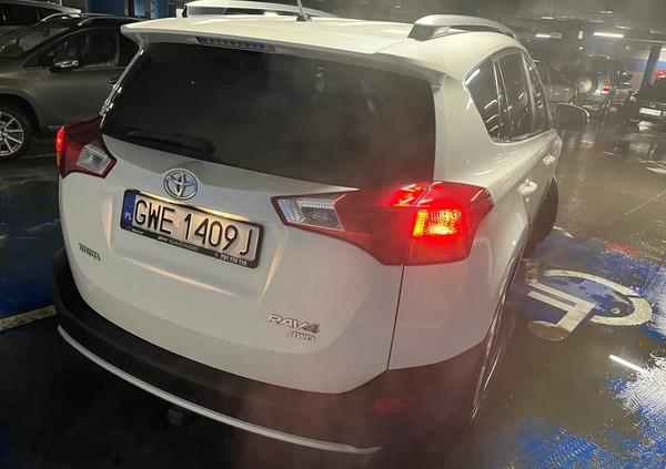 Toyota RAV4 cena 52500 przebieg: 276000, rok produkcji 2013 z Rumia małe 121